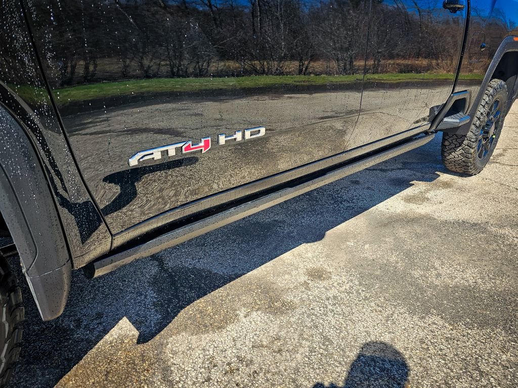 New 2026 GMC Sierra 2500 AT4 image 11