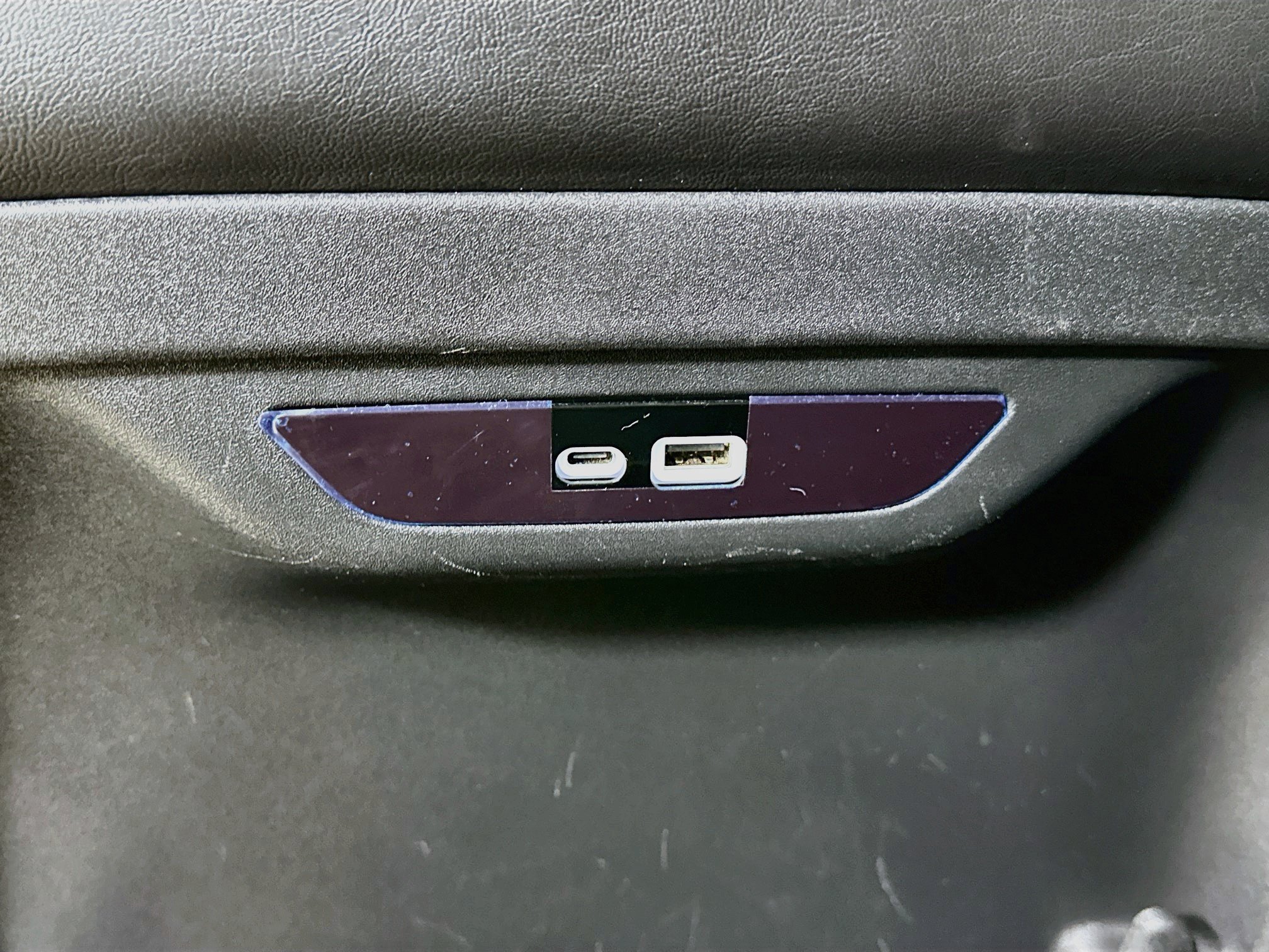 Used 2025 Chrysler Pacifica Limited FWD image 33