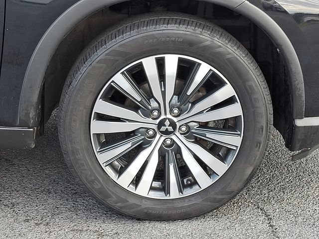 Used 2020 Mitsubishi Outlander ES AWD/4WD image 11