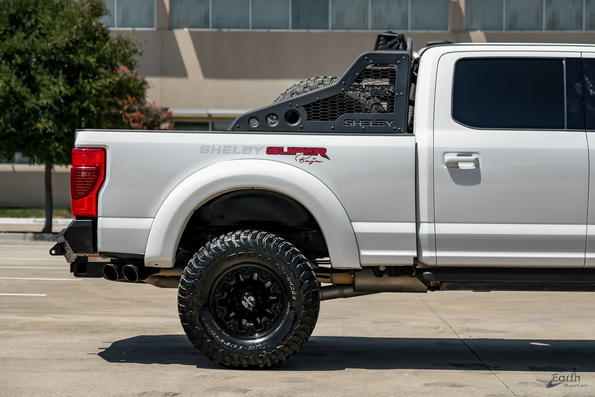 Used 2022 Ford F250 Lariat w/ Lariat Ultimate Package AWD/4WD image 24