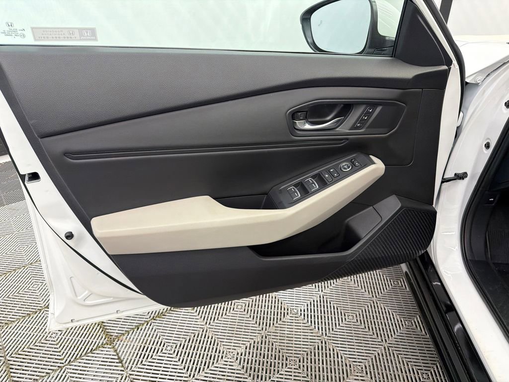 Certified 2023 Honda Accord EX-L image 11