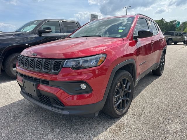 Used 2025 Jeep Compass Latitude w/ Altitude Special Edition image 1