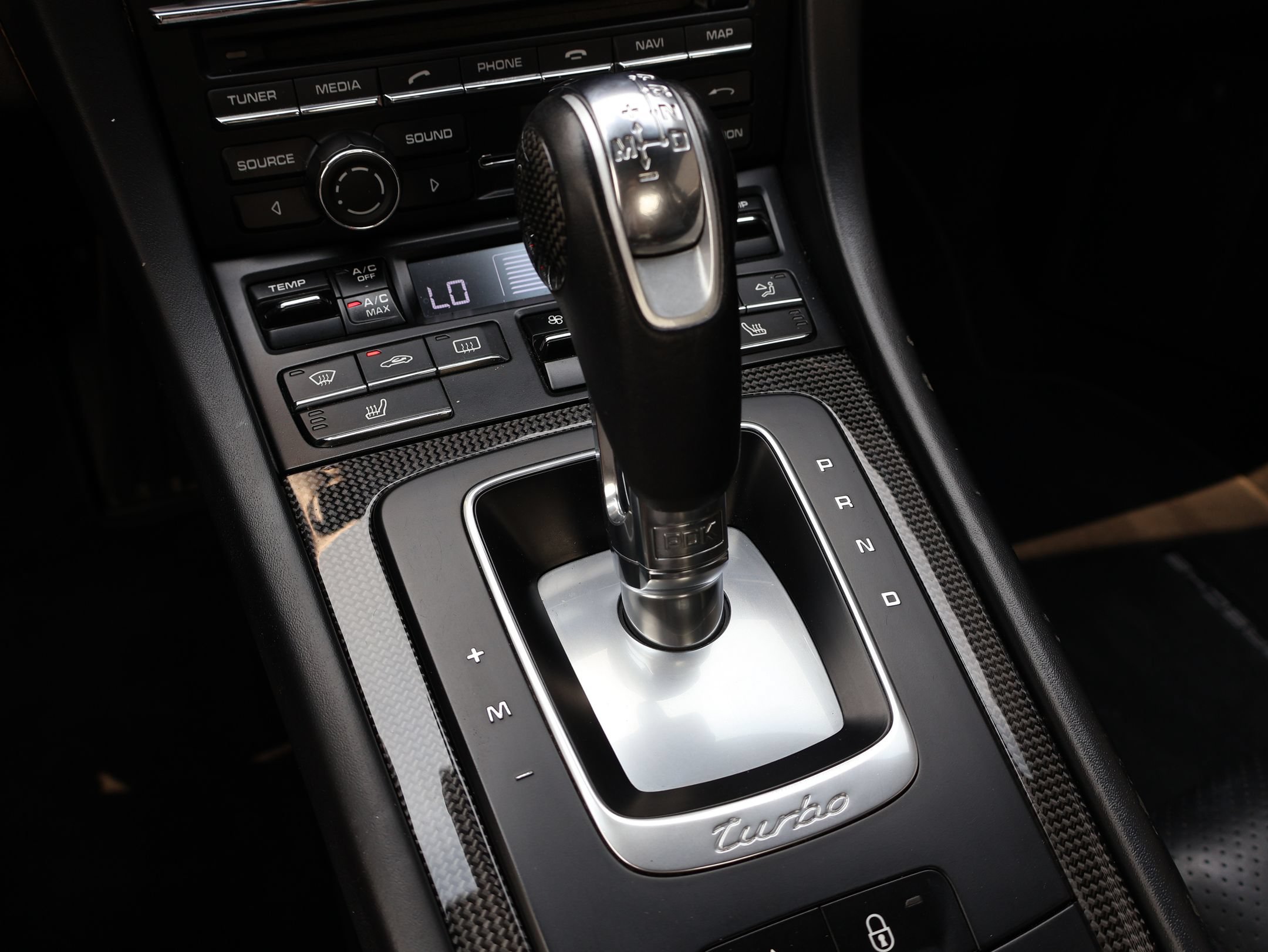 Used 2014 Porsche 911 Turbo S AWD/4WD image 28