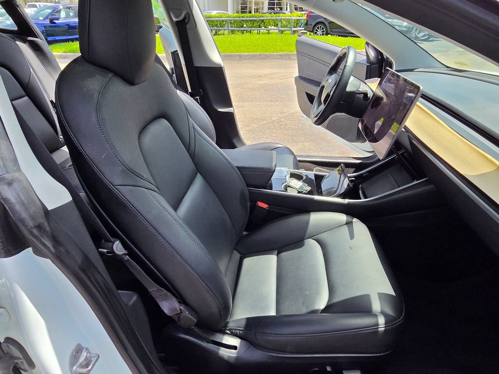 Used 2018 Tesla Model 3 Mid Range RWD image 21