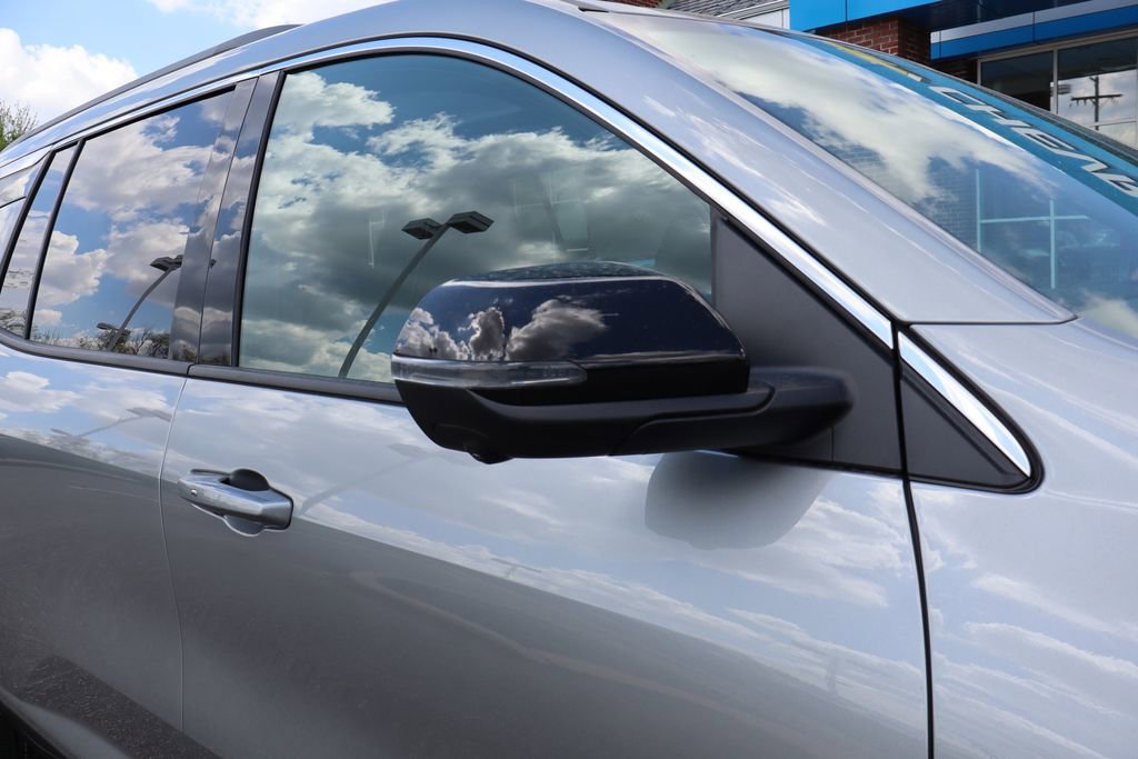 New 2026 Chevrolet Traverse LT FWD image 2