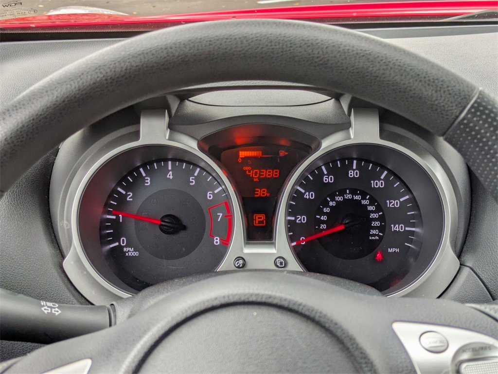 Used 2017 Nissan Juke S image 27