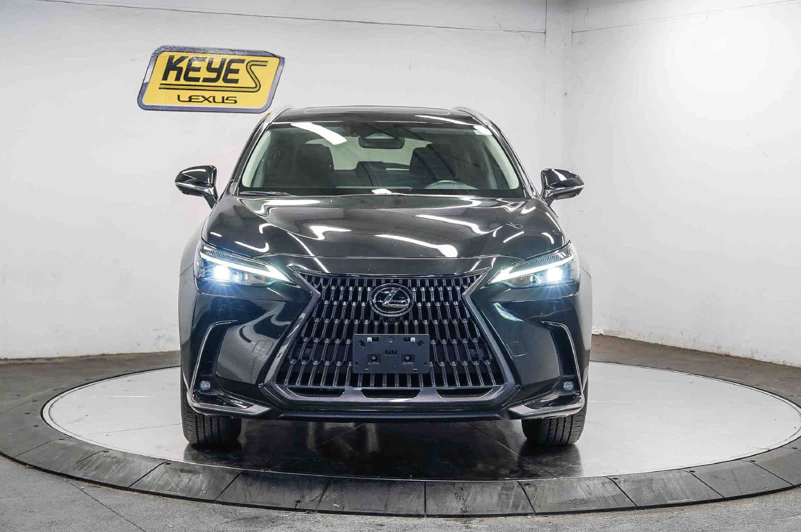 Used 2026 Lexus NX 350 AWD w/ Accessory Package (Z1) image 4