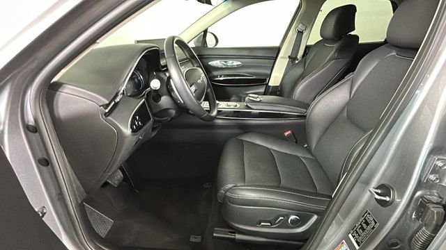 Used 2025 Genesis GV70 2.5T AWD/4WD image 12