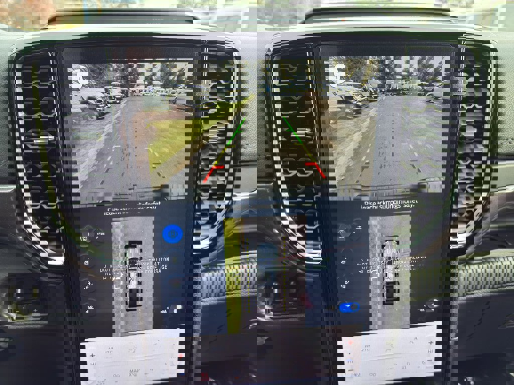 New 2025 Ford Ranger Lariat w/ FX4 Off-Road Package image 33