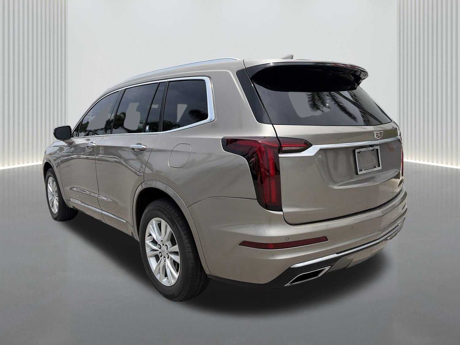 Used 2023 Cadillac XT6 Luxury FWD image 5