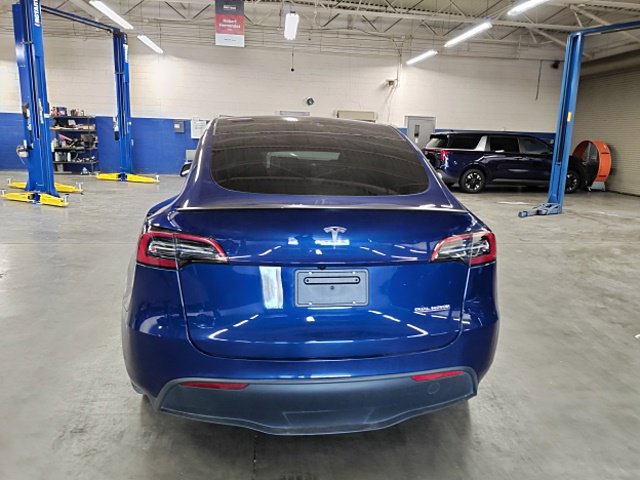 Used 2023 Tesla Model Y Performance AWD/4WD image 13