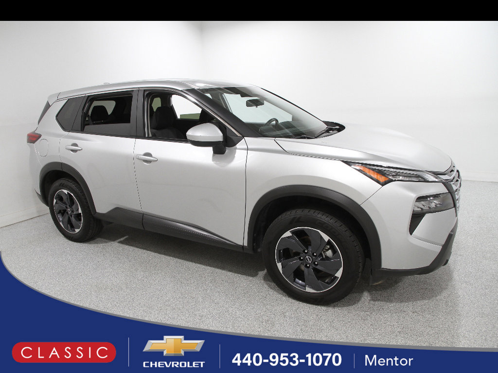 Used 2024 Nissan Rogue SV