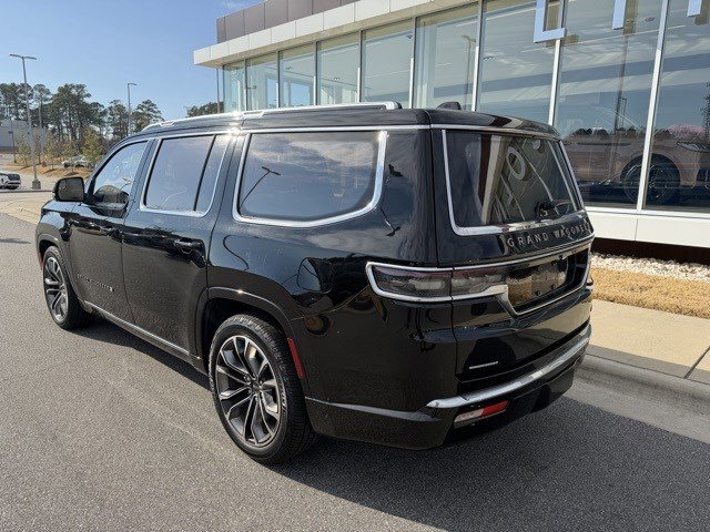 Used 2022 Jeep Grand Wagoneer Series III w/ Rear Seat Video Group 1 image 11