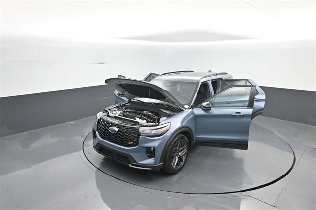 New 2026 Ford Explorer ST w/ Sun And Sound Package image 40