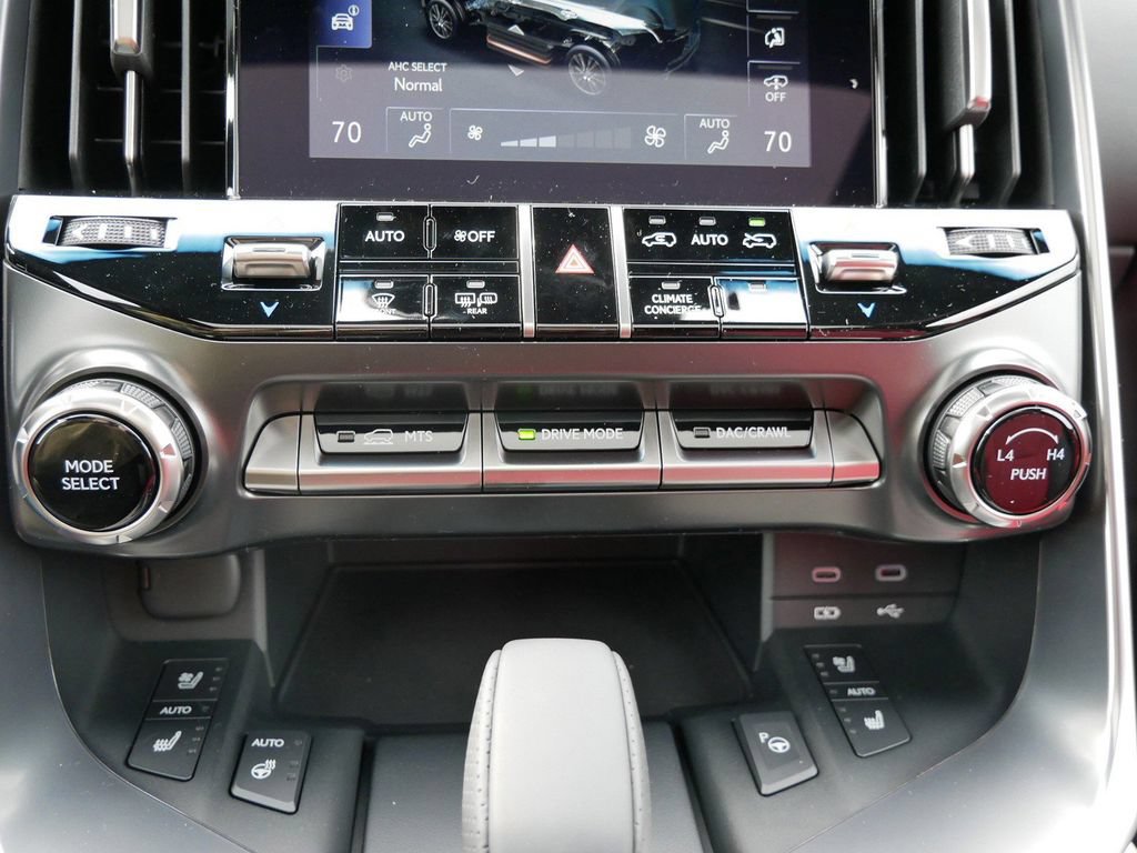 New 2026 Lexus LX 700h F Sport AWD/4WD image 23