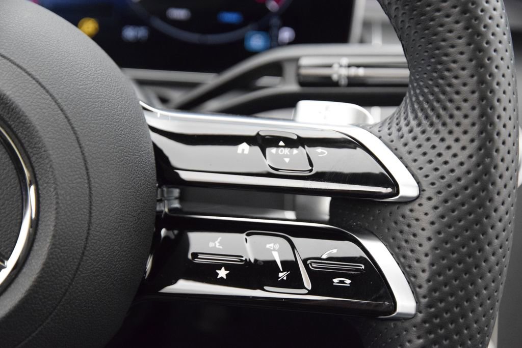 Certified 2023 Mercedes-Benz C 300 Sedan image 27