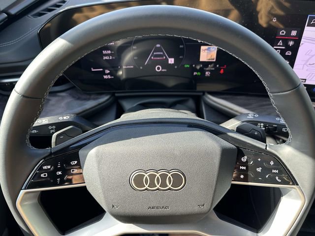 Certified 2025 Audi Q5 Premium w/ Premium Plus AWD/4WD image 23
