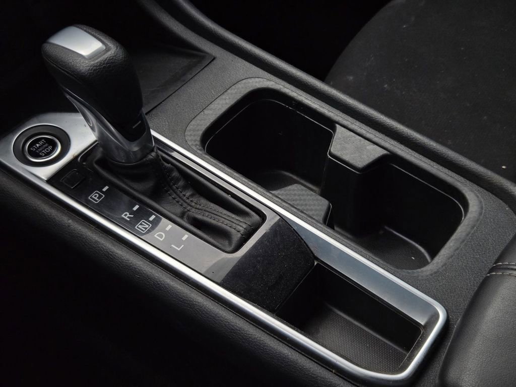 Used 2022 Nissan Sentra SV w/ All-Weather Package FWD image 22