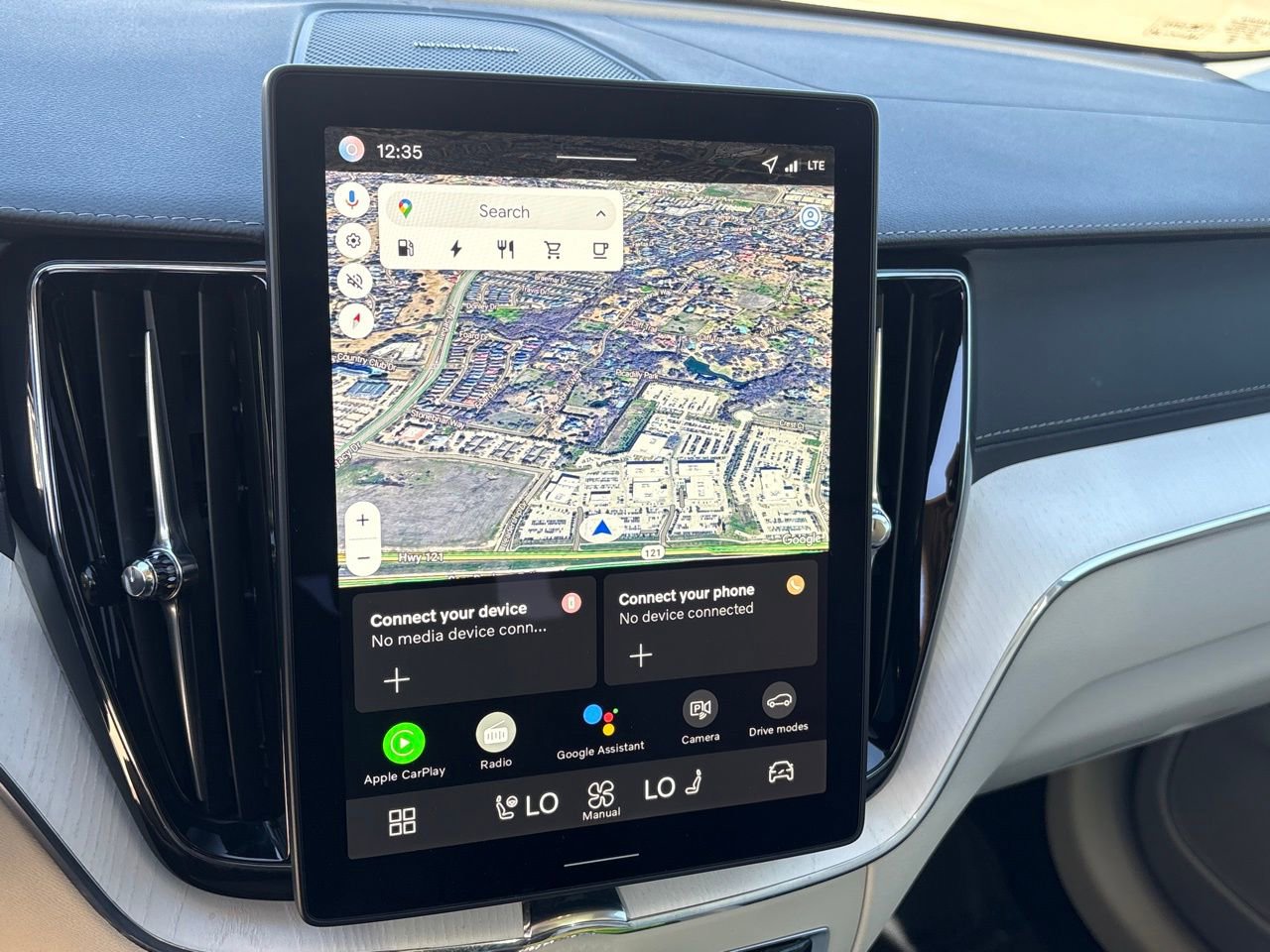 New 2026 Volvo XC60 T8 Ultra w/ Protection Package Premier image 16