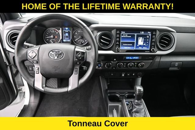 Used 2022 Toyota Tacoma TRD Sport AWD/4WD image 15