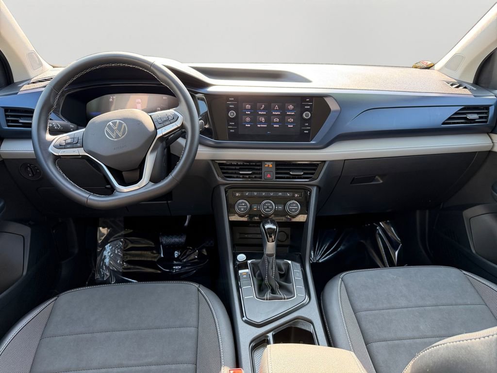 Used 2024 Volkswagen Taos SE image 16