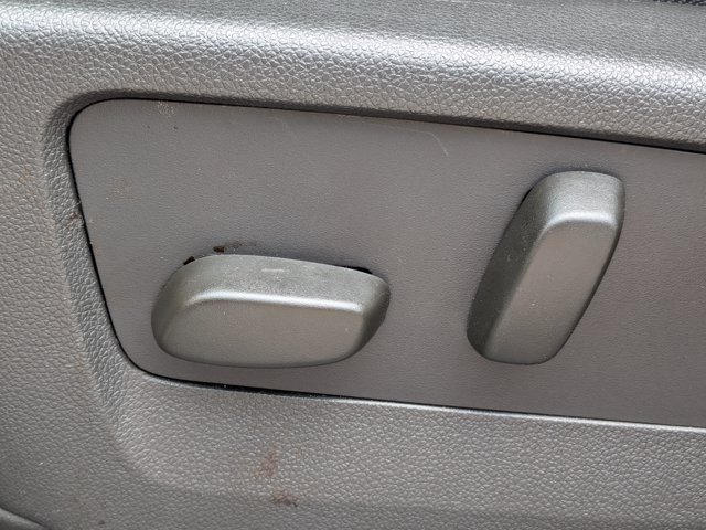 Certified 2023 Buick Envision Essence FWD image 25