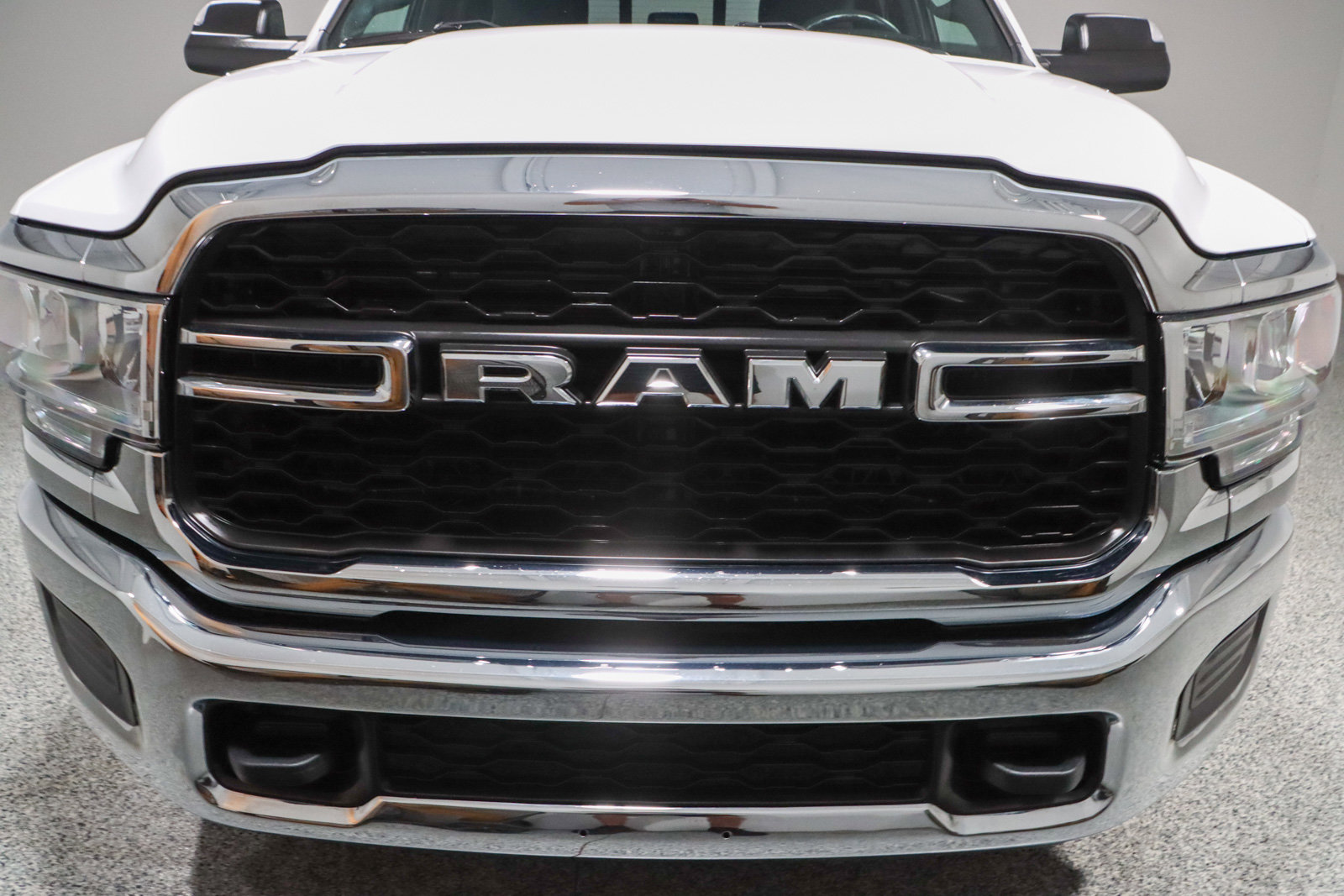 Used 2022 RAM 2500 Tradesman AWD/4WD image 4