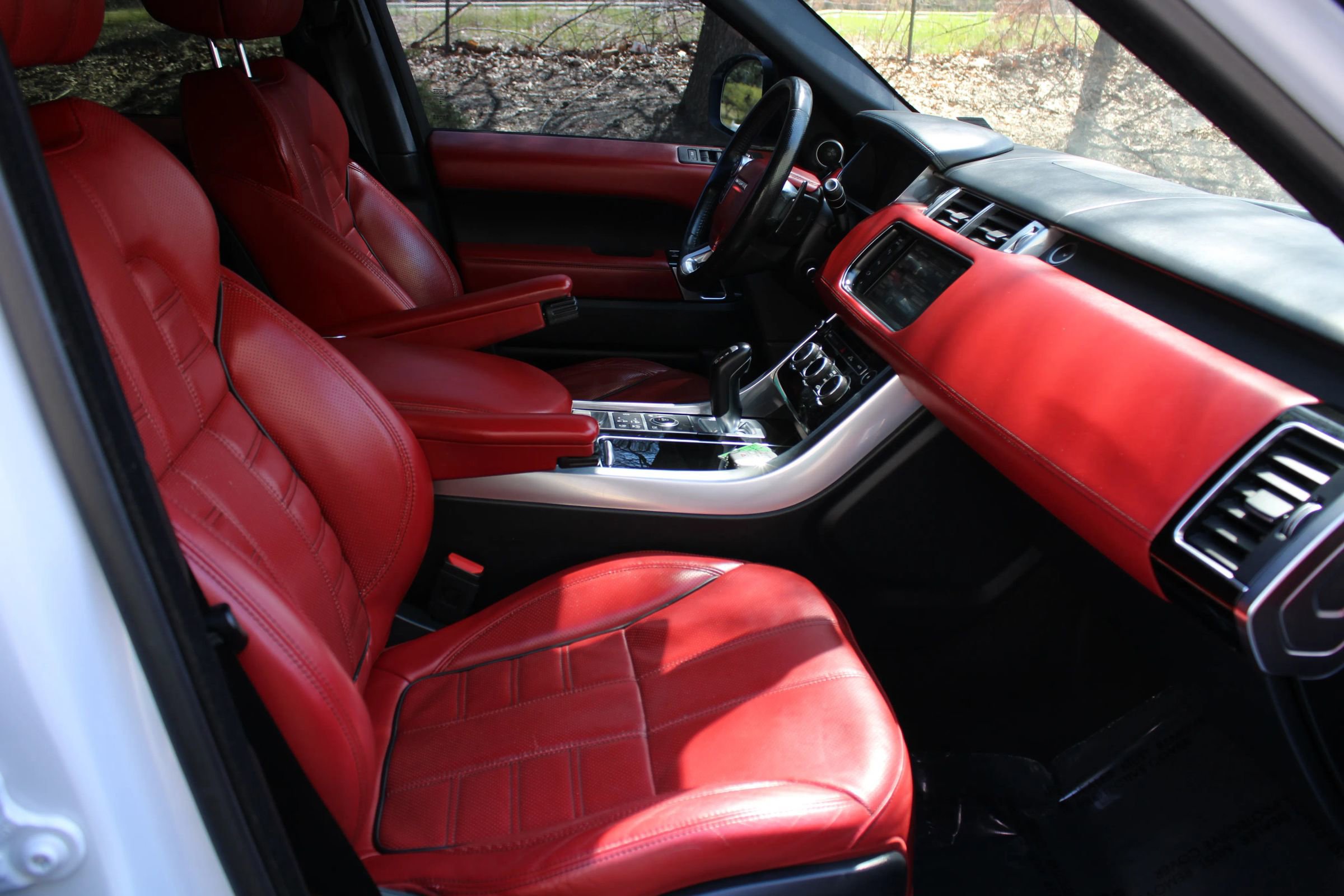 Used 2015 Land Rover Range Rover Sport Autobiography image 16