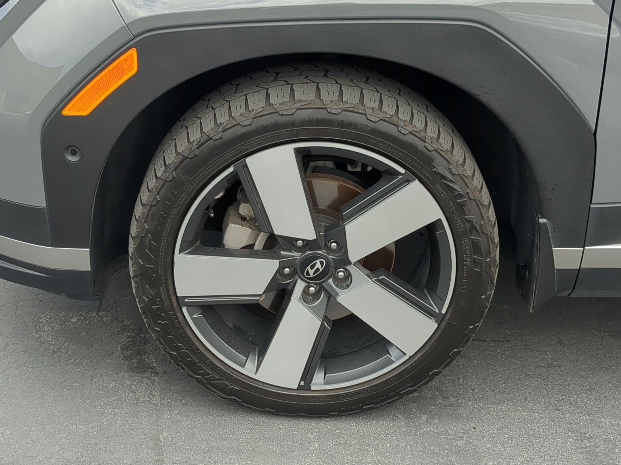 Certified 2024 Hyundai Santa Fe Limited AWD/4WD image 14