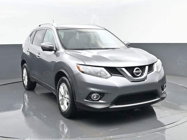 Used 2015 Nissan Rogue SV w/ SV Premium Package image 3