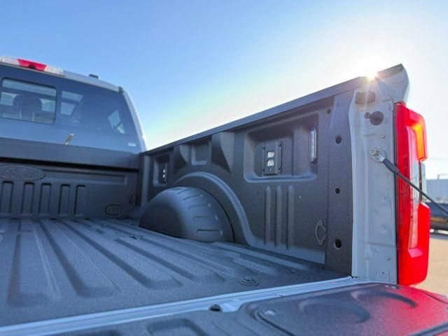 New 2026 Ford F250 Lariat w/ Lariat Ultimate Package AWD/4WD image 8