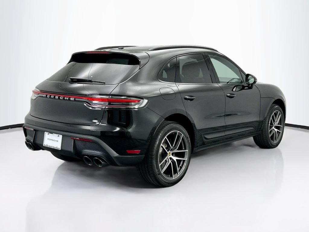 Used 2026 Porsche Macan AWD/4WD image 7