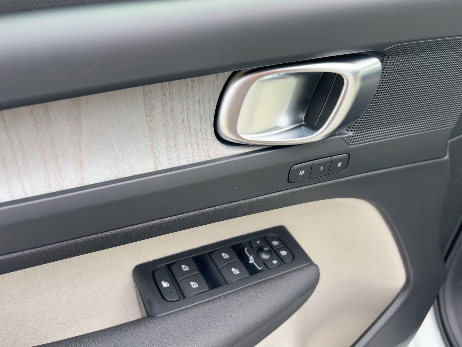 New 2026 Volvo XC40 B5 Plus w/ Protection Package Premier image 13