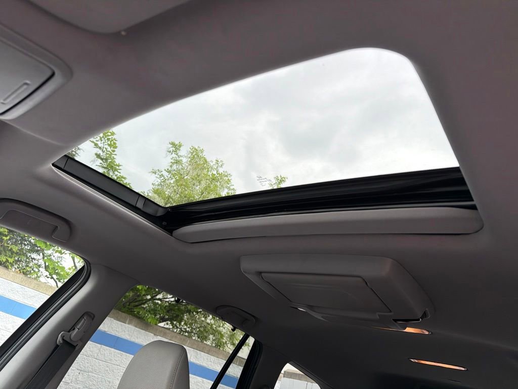 Certified 2020 Honda Pilot Touring image 10