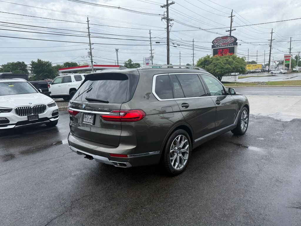 Used 2022 BMW X7 xDrive40i w/ Premium Package AWD/4WD image 7