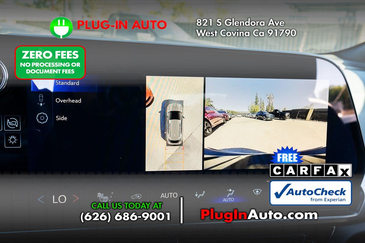 Used 2024 Chevrolet Equinox EV RS FWD image 37