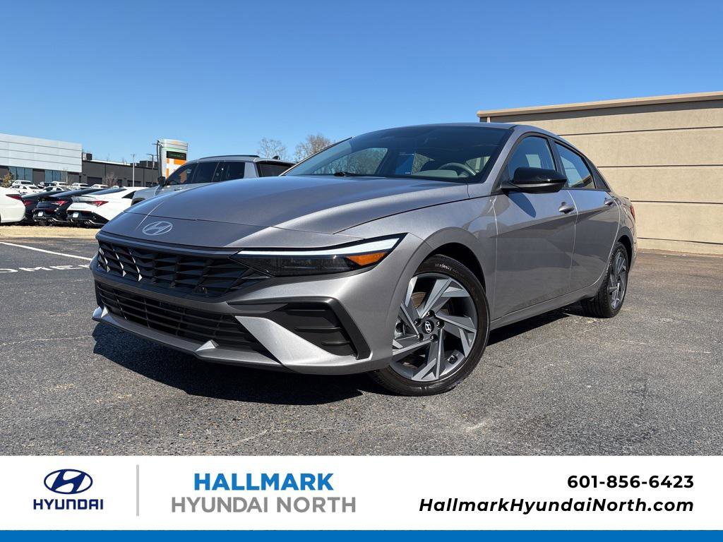 New 2025 Hyundai Elantra Sport image 1