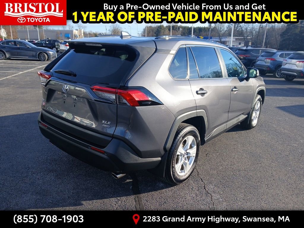 Used 2019 Toyota RAV4 XLE image 10