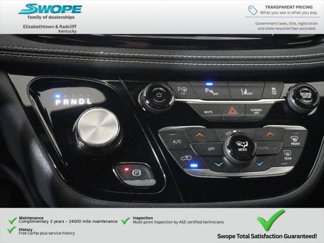 Used 2024 Chrysler Pacifica Limited FWD image 24