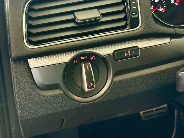 Used 2017 Volkswagen Passat 1.8T R-Line w/ R-Line Lighting Package FWD image 11