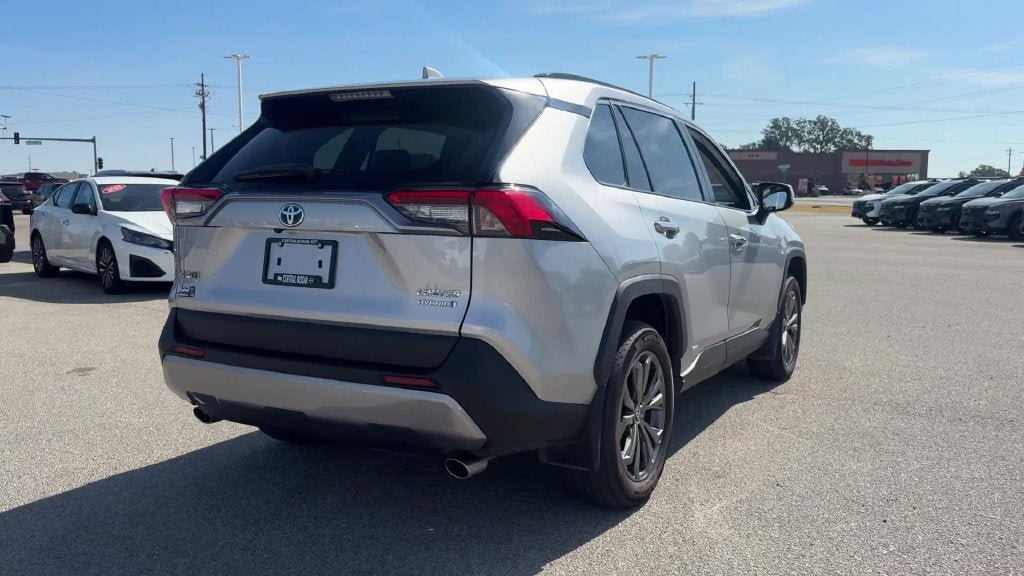 Used 2024 Toyota RAV4 Limited AWD/4WD image 26