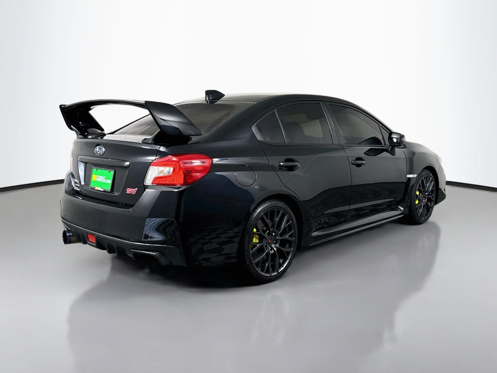 Used 2019 Subaru WRX STI AWD/4WD image 10