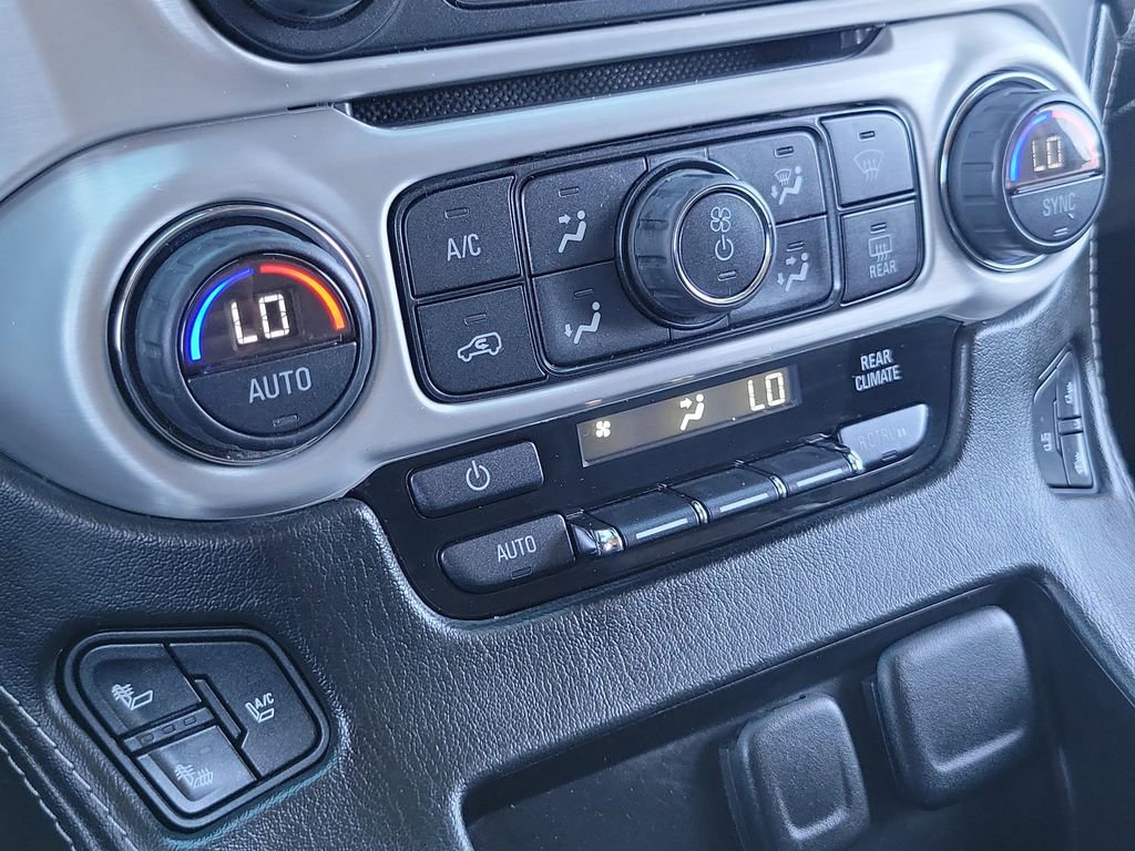 Used 2016 GMC Yukon SLT image 12