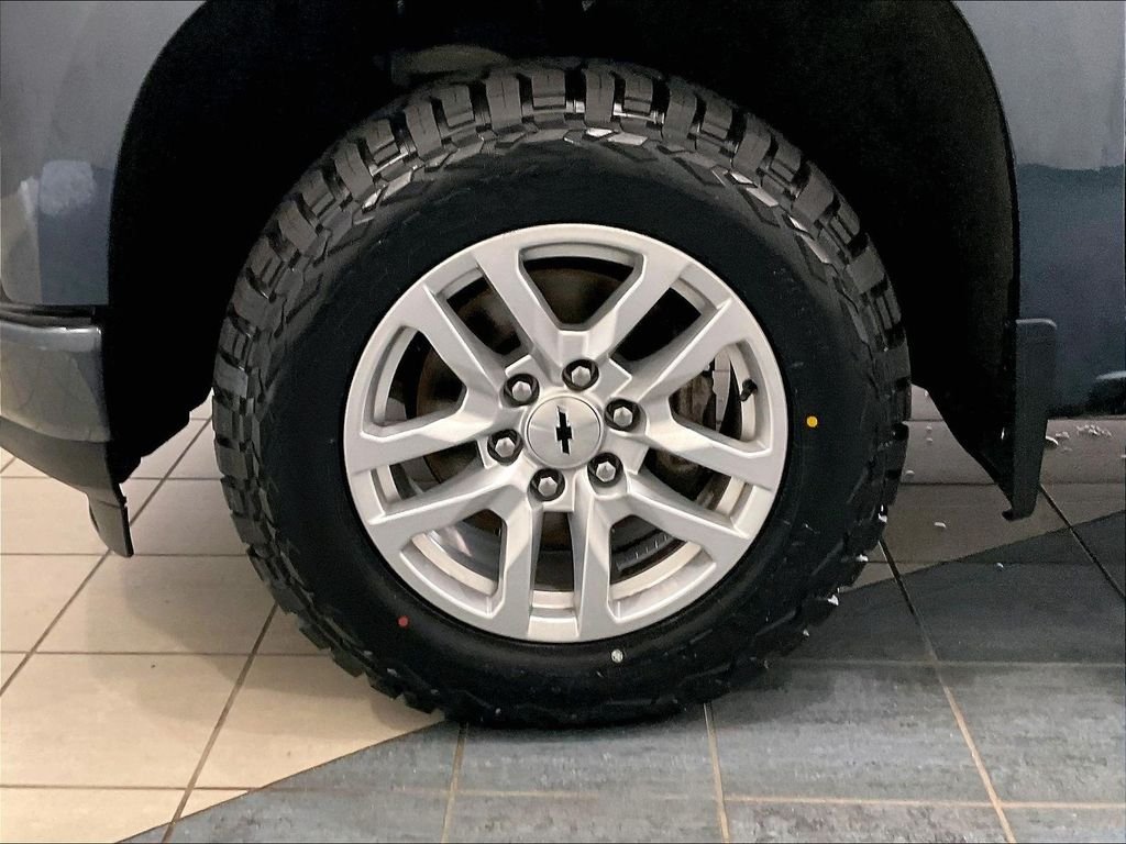 Used 2020 Chevrolet Silverado 1500 RST AWD/4WD image 7