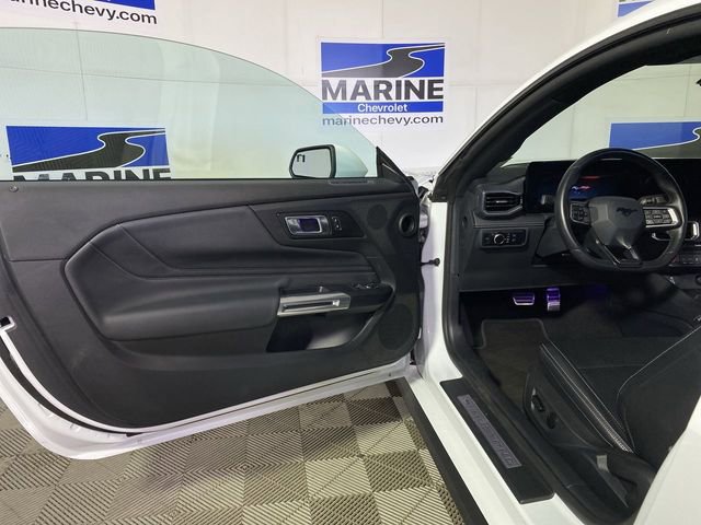 Used 2024 Ford Mustang Premium image 26
