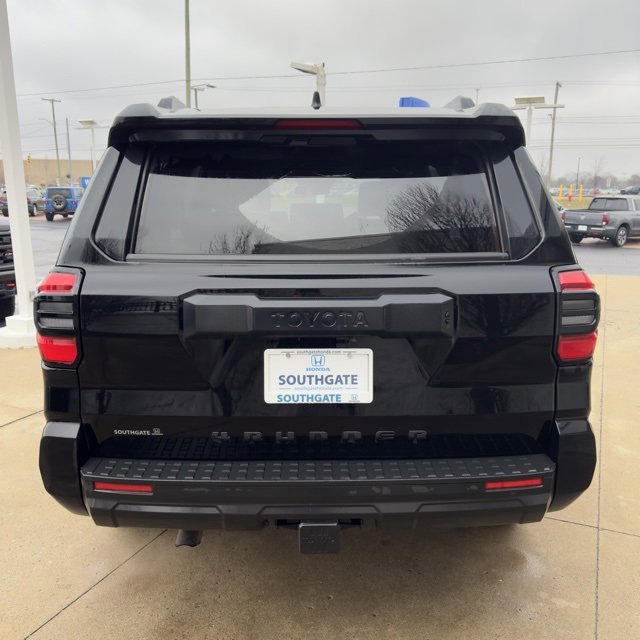 Used 2025 Toyota 4Runner SR5 image 4