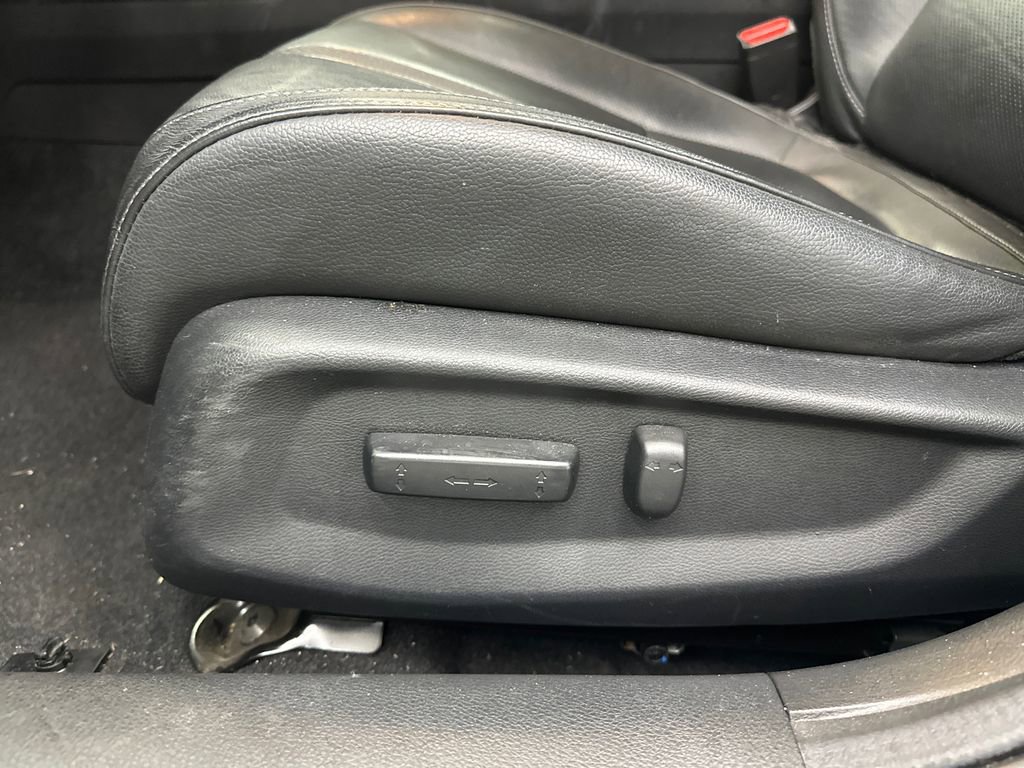 Used 2019 Honda Civic EX-L image 10