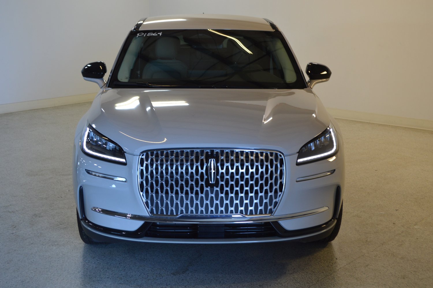 Used 2023 Lincoln Corsair FWD image 8