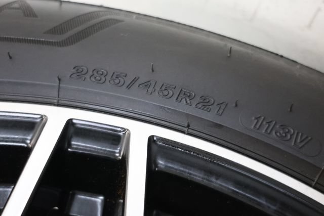 Used 2026 Porsche Cayenne AWD/4WD image 67