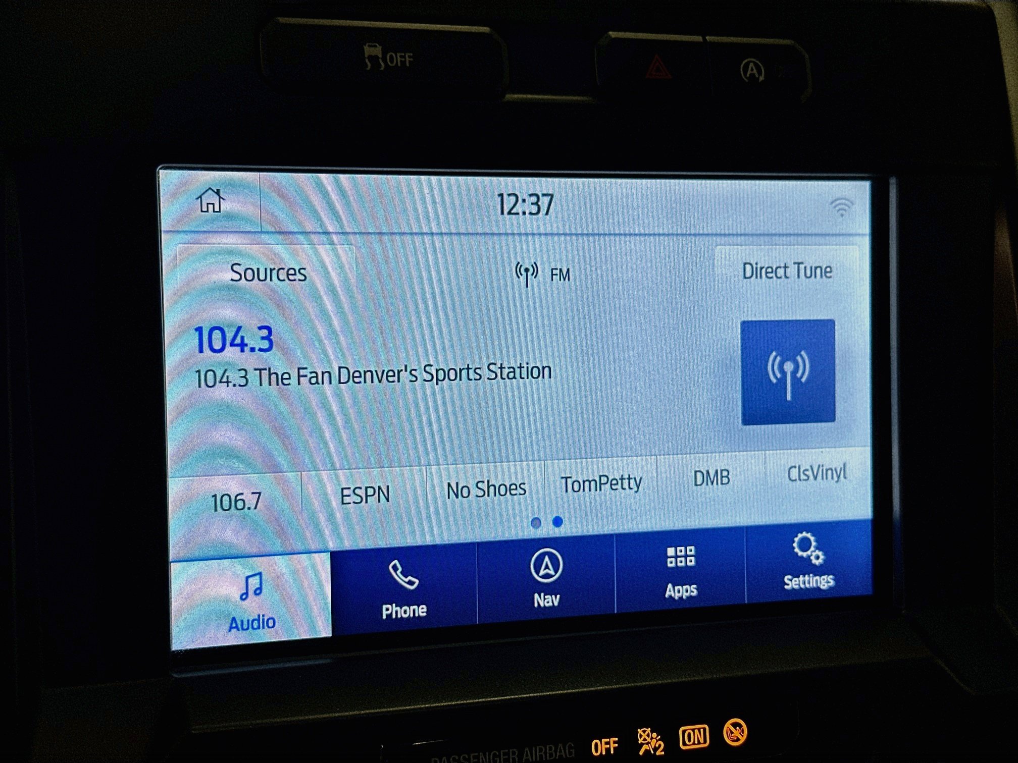 Used 2020 Ford F150 XLT w/ Equipment Group 302A Luxury AWD/4WD image 21